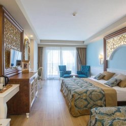 J'ADORE DELUXE HOTEL & SPA 5★