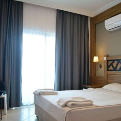 ISTANBUL BEACH HOTEL (EX. BLAUHIMMEL HOTEL) 4★