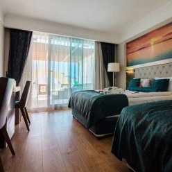 THE LUMOS DELUXE RESORT HOTEL & SPA 5★