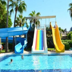 INSULA RESORT & SPA 5★