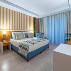 LONICERA PREMIUM HOTEL 5★