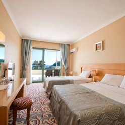 Q AVENTURA PARK HOTEL 5★