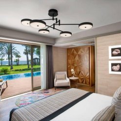 ACANTHUS & CENNET BARUT COLLECTION 5★