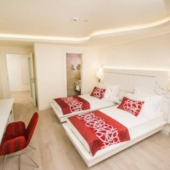 LAGUNA BEACH ALYA RESORT & SPA HOTEL 5★