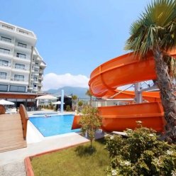 SEY BEACH HOTEL & SPA 4★