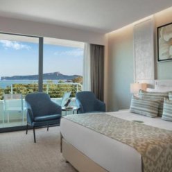 MIRAGE PARK RESORT 5★