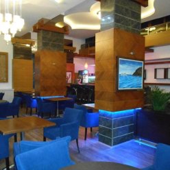 PARADOR BEACH HOTEL 4★