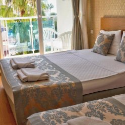 BLUE FISH HOTEL 4★