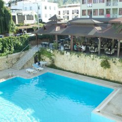 ARES CITY HOTEL 3★