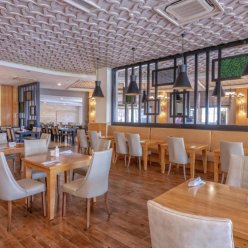 PORT RIVER HOTEL SPA 4★