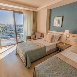 CASTIVAL HOTEL SIDE 5★