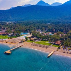 CHAMPION HOLIDAY VILLAGE 5★