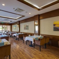 LUCIDA BEACH HOTEL 5★