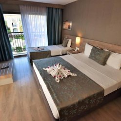 LUCIDA BEACH HOTEL 5★