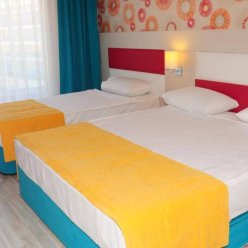 SIDE WIN HOTEL & SPA 4★