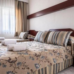 SIDE SPRING HOTEL 3★