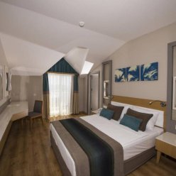 PALM WORLD SIDE RESORT & SPA 4★