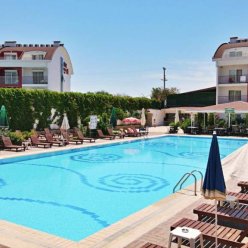 SIDE LEGEND HOTEL 3★