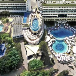 A GOOD LIFE UTOPIA FAMILY RESORT 4★