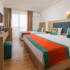 CLUB HOTEL MIRABELL 4★