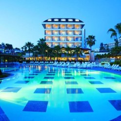 TRENDY PALM BEACH (tikai pieaugušajiem, 16+) 5★