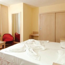 SURAL GARDEN HOTEL 3★