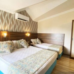 EMILY ROSE HOTEL 3★