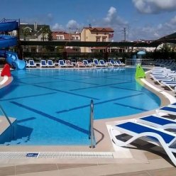 SIDE WEST PARK HOTEL 4★