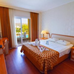 PINE HOUSE BY WERDE HOTELS 4★