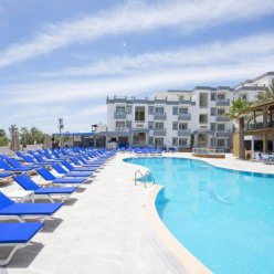 SMART HOLIDAY HOTEL 4★