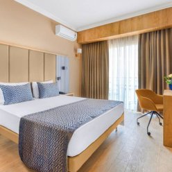 NUMA PORT HOTEL 4★