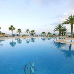 LONICERA WORLD HOTEL 4★