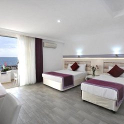 RAMIRA BEACH HOTEL 4★