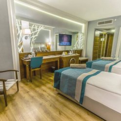 SENSITIVE PREMIUM RESORT 5★