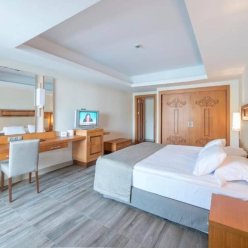 CRYSTAL PRESTIGE ELITE 5★