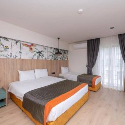 LIMS BONA DEA BEACH 4★