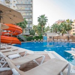 CARMEN SUITE HOTEL 3★