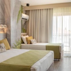 SIDE SQUARE HOTEL (tikai pieaugušajiem, +16) 4★