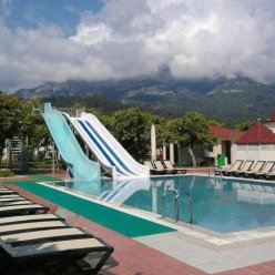 VIKING GARDEN HOTEL & SPA 4★