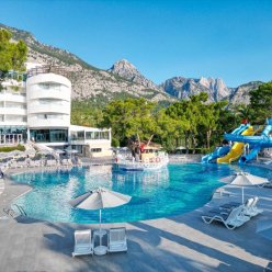 CATAMARAN QUALITY TIMES 5★