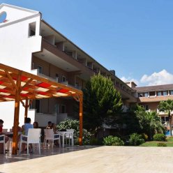 ARES DREAM HOTEL 4★