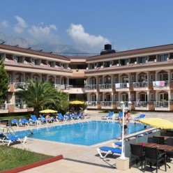 ARES DREAM HOTEL 4★