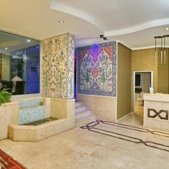 KLEOPATRA CELINE 3★