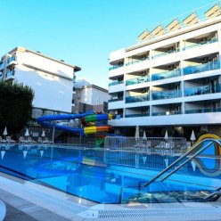 AVENA RESORT & SPA 4★