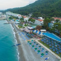 CLUB HOTEL RAMA 3★