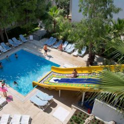 SUNRISE BEACH SIDE 4★