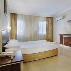 SUNRISE BEACH SIDE 4★