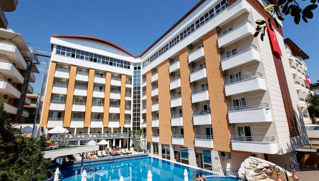 ALAIYE KLEOPATRA 4★