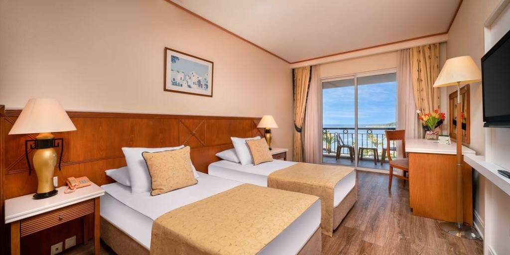 KILIKYA RESORT CAMYUVA 5★