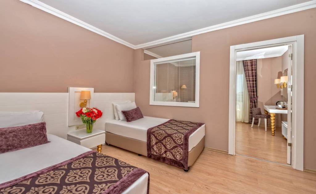 SERENIS SIDE HOTEL 5★